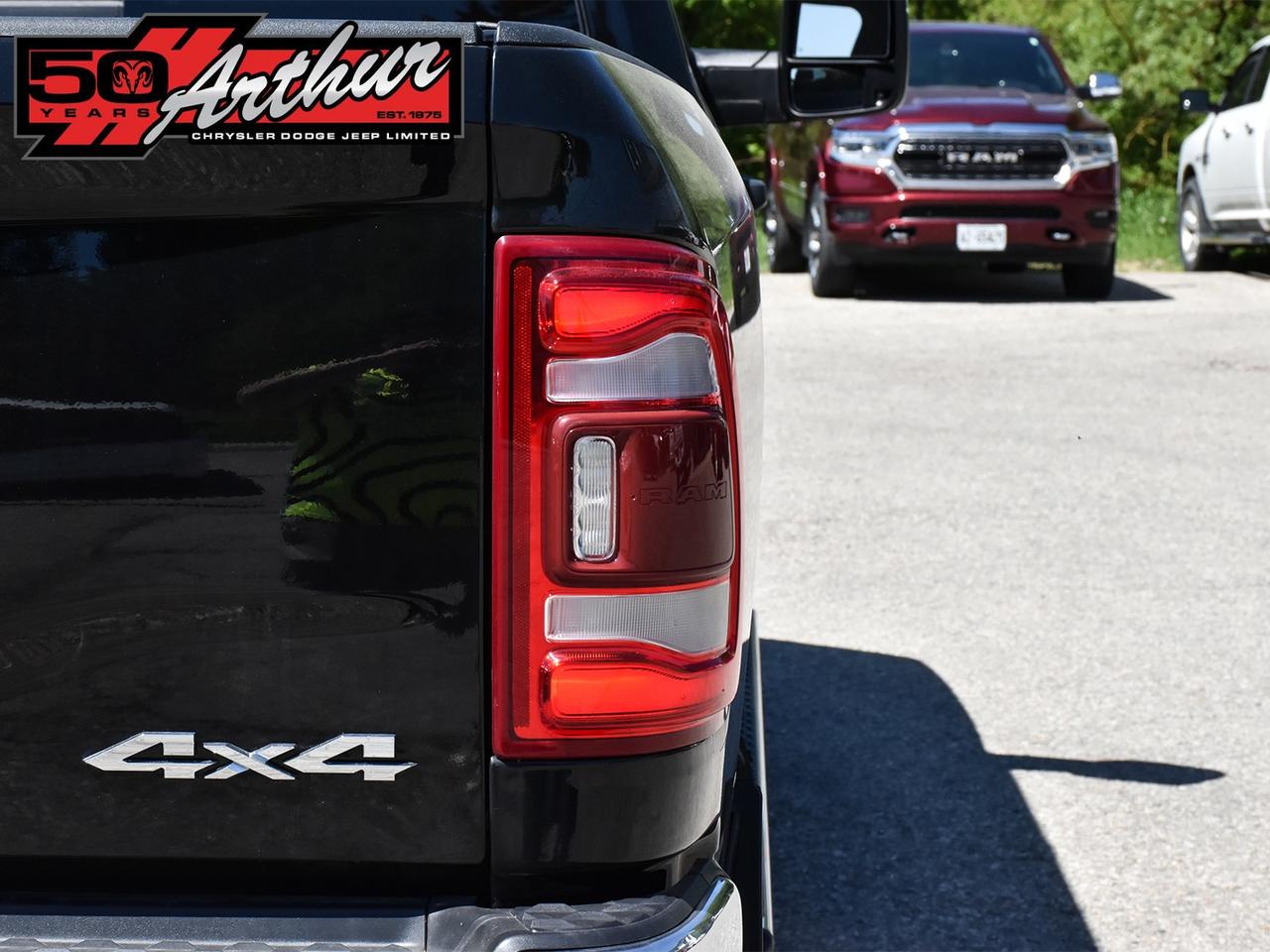 2023 RAM 2500 Big Horn Crew Cab 4x4 Photo