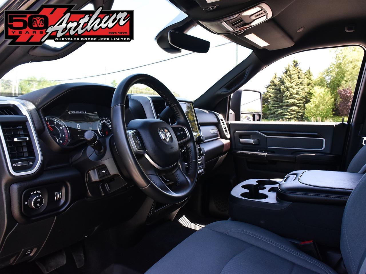 2023 RAM 2500 Big Horn Crew Cab 4x4 Photo