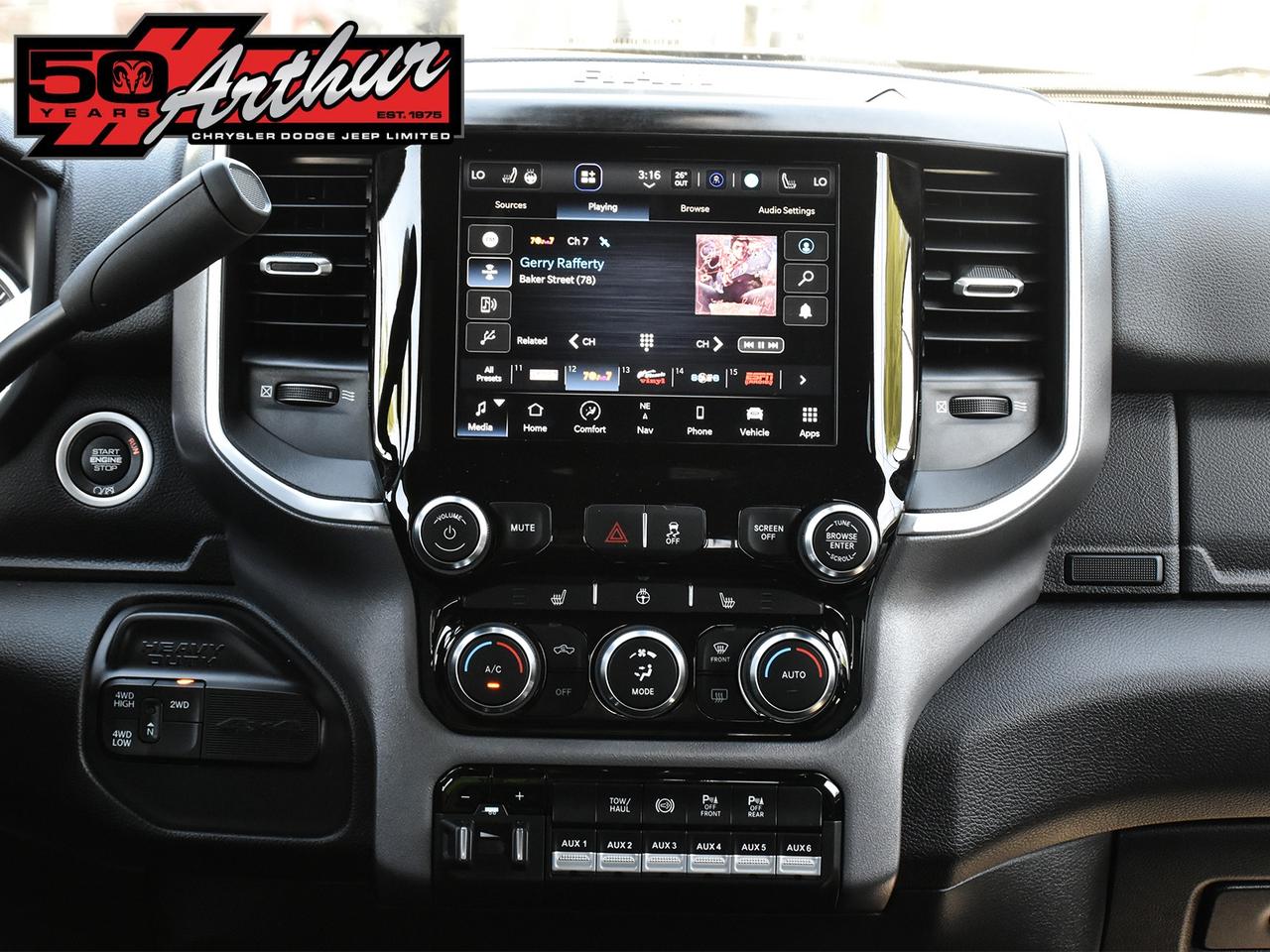 2023 RAM 2500 Big Horn Crew Cab 4x4 Photo