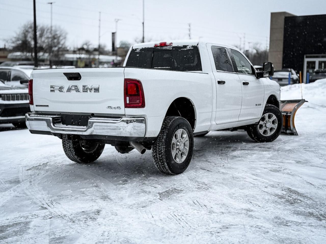 2025 RAM 2500 Big Horn   CREW   ARCTIC PLOW   HEMI   LEVEL 2   R Photo2