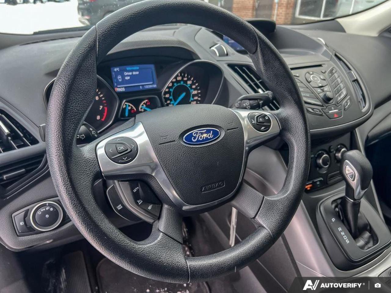 2015 Ford Escape SE   REVERSE CAMERA   VOICE ACT. SYSTEM REVERSE CA Photo