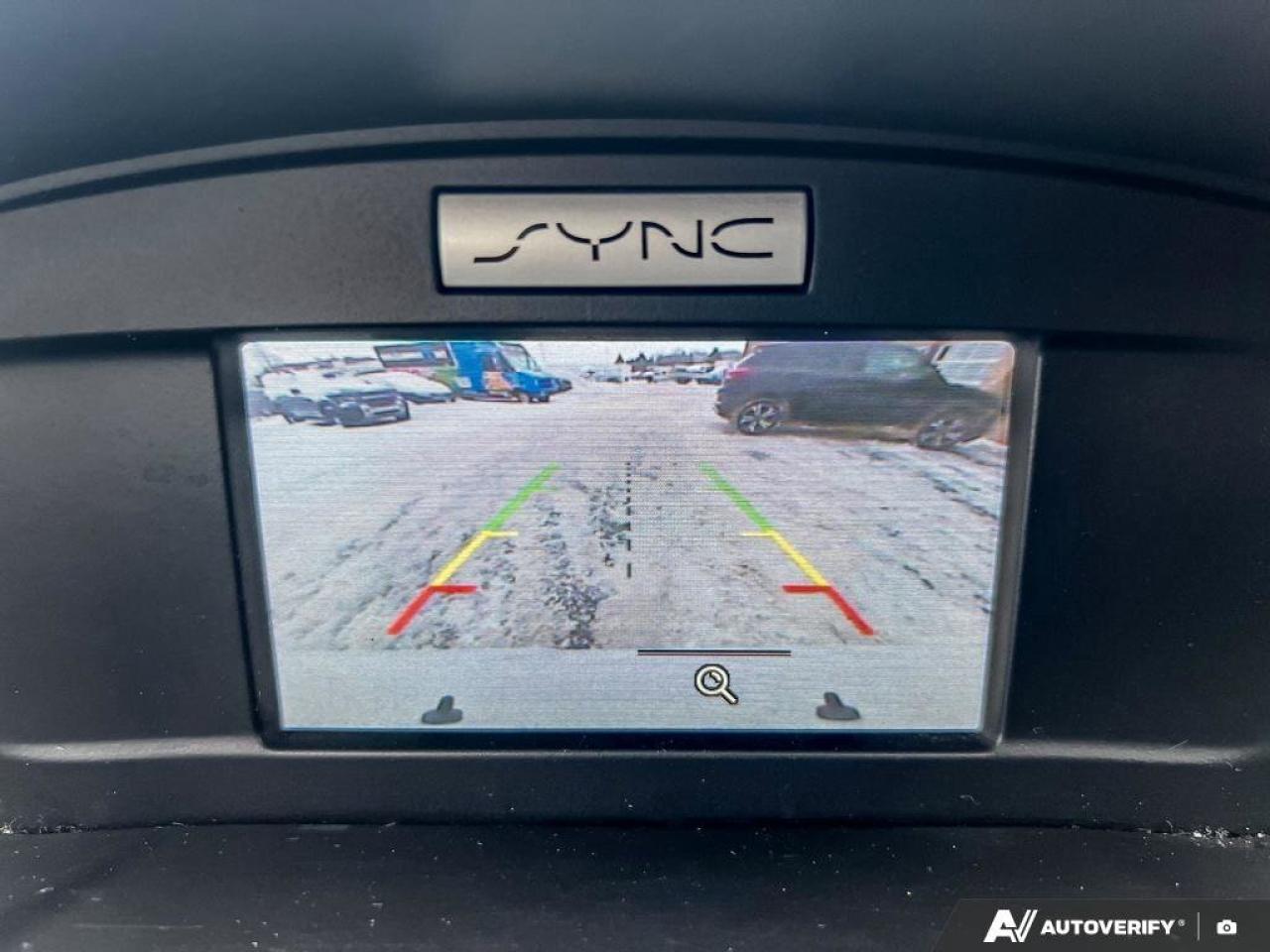 2015 Ford Escape SE   REVERSE CAMERA   VOICE ACT. SYSTEM REVERSE CA Photo