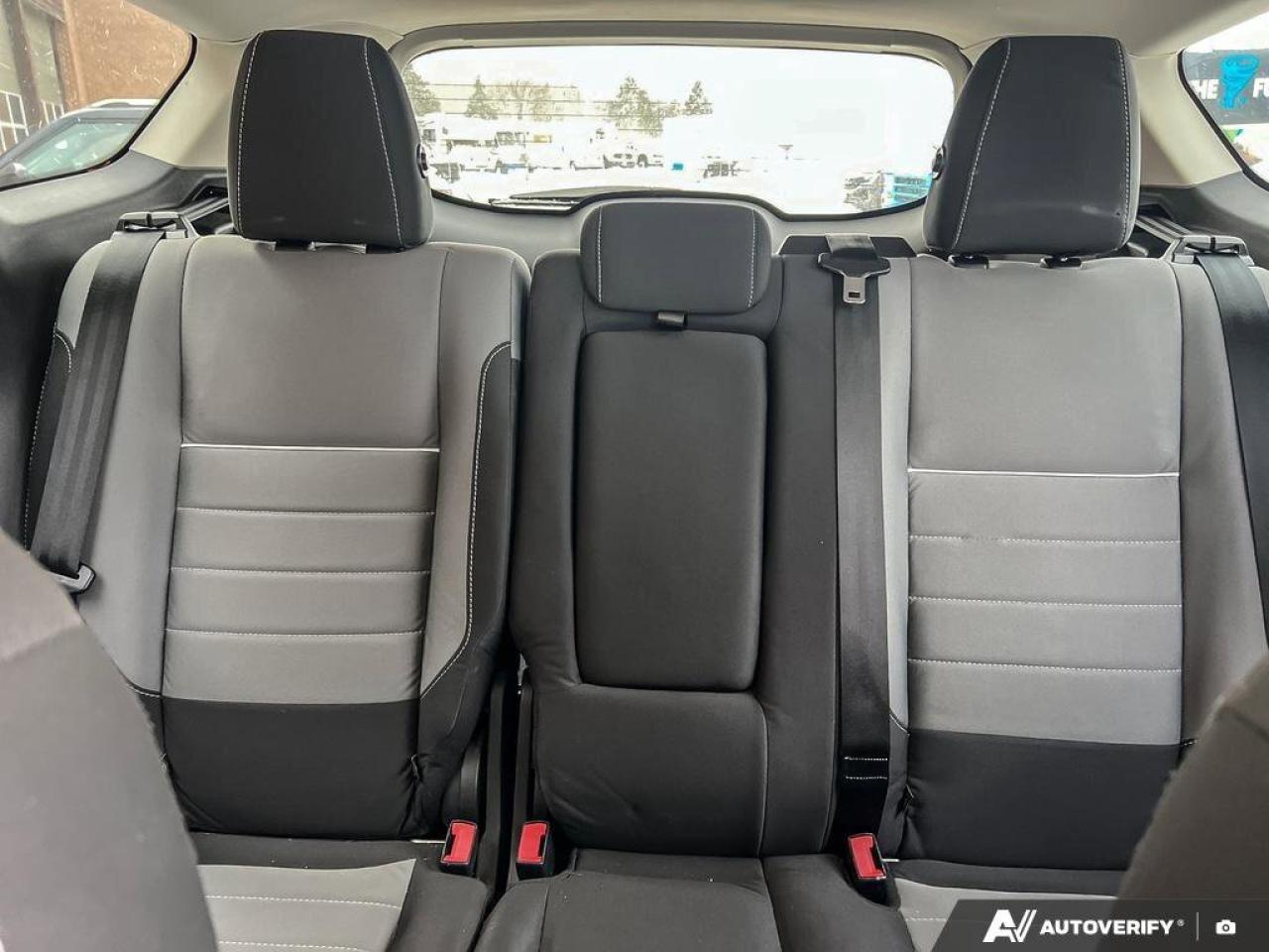 2015 Ford Escape SE   REVERSE CAMERA   VOICE ACT. SYSTEM REVERSE CA Photo