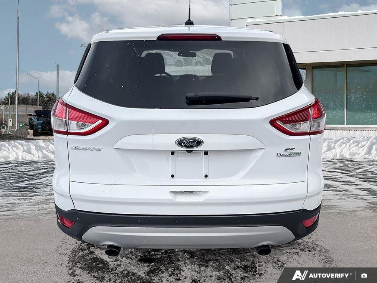 2015 Ford Escape SE   REVERSE CAMERA   VOICE ACT. SYSTEM REVERSE CA Photo