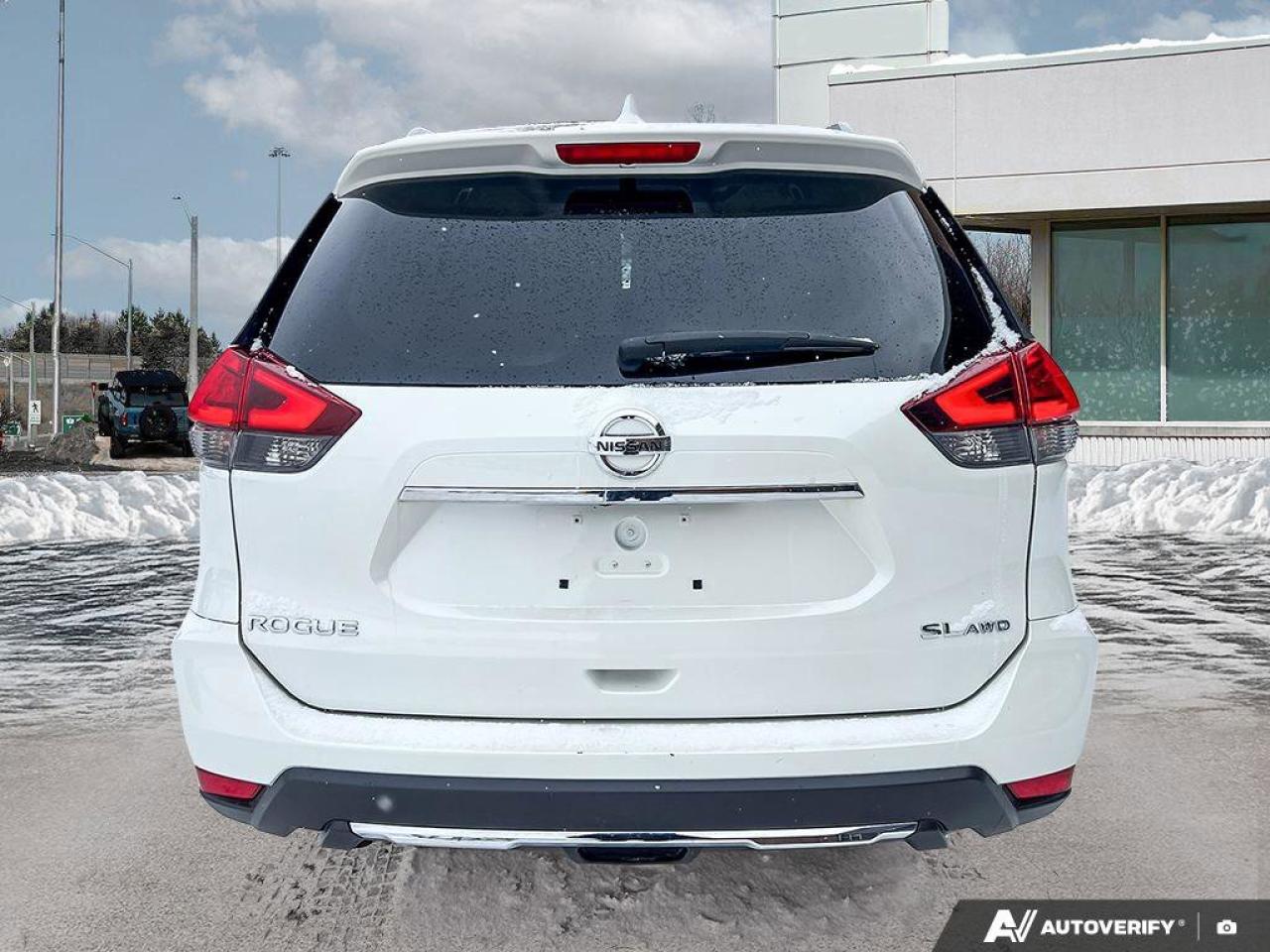 2017 Nissan Rogue SV   AWD   BACK-UP CAMERA   SUNROOF AWD   BACK-UP Photo