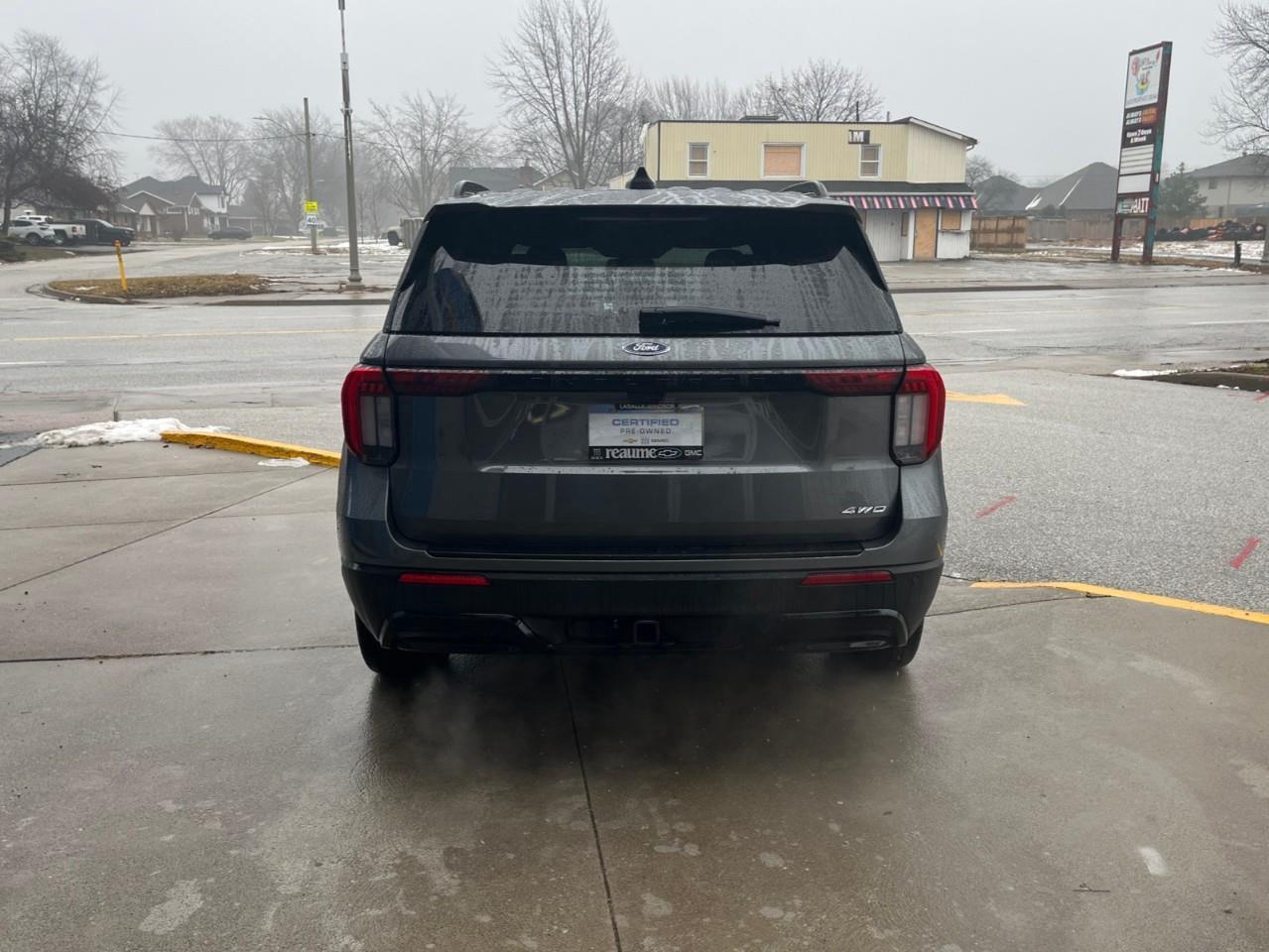 2025 Ford Explorer ST-LINE PERFECT CONDITION Photo