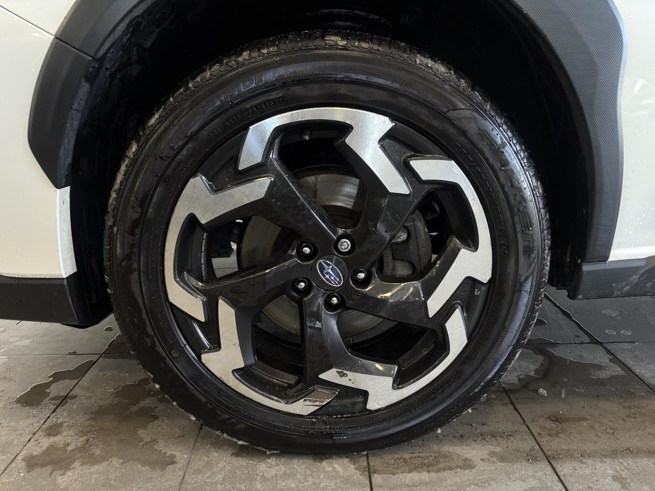 2023 Subaru Crosstrek LIMITED   ONE OWNER   CLEAN CARFAX   SUNROOF   NAV Photo