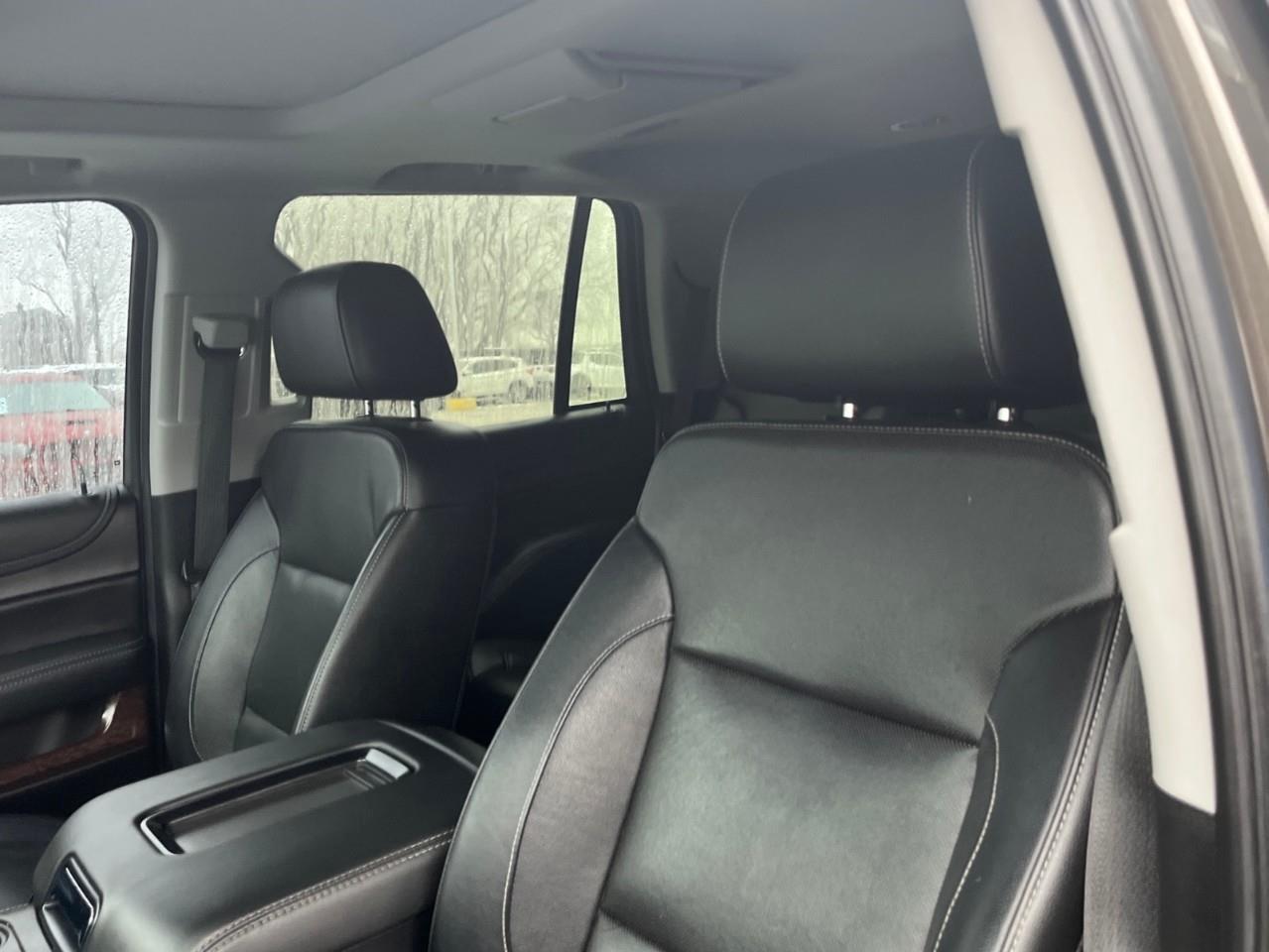 2019 GMC Yukon SLT IMPECCABLE LOCAL TRADE Photo