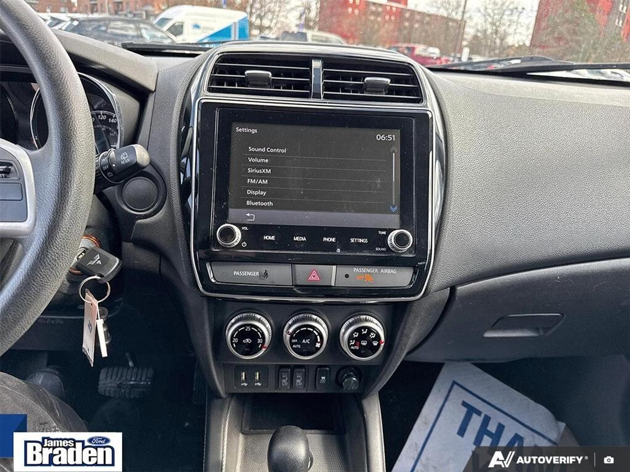 2021 Mitsubishi RVR ES   4WD   HEATED SEATS Photo