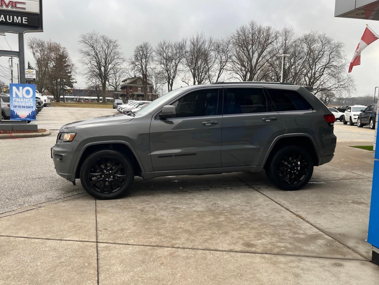 2019 Jeep Grand Cherokee ALTITUDE CLEAN LOCAL TRADE Photo