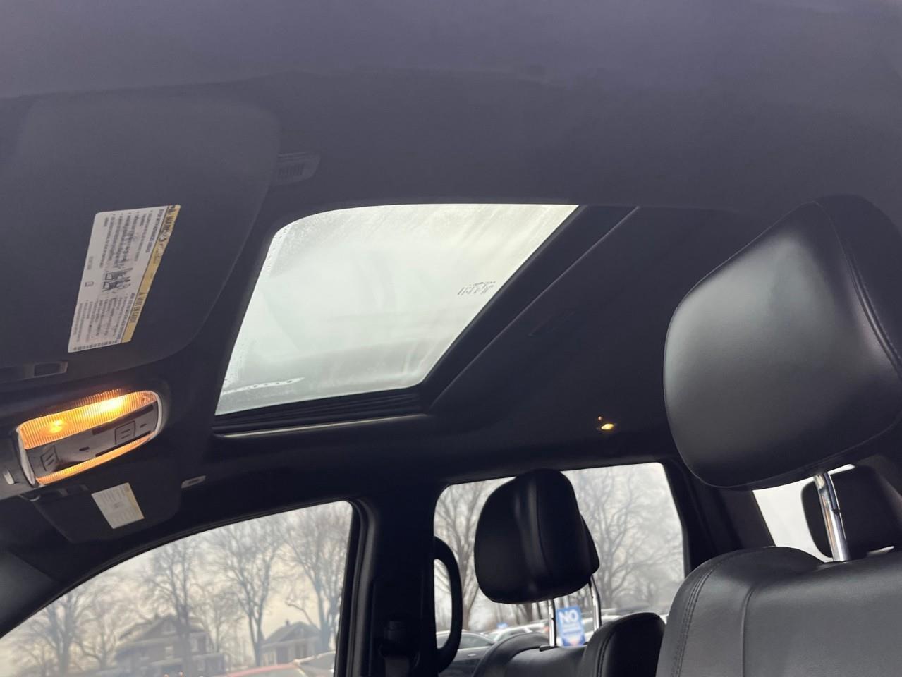 2019 Jeep Grand Cherokee ALTITUDE CLEAN LOCAL TRADE Photo