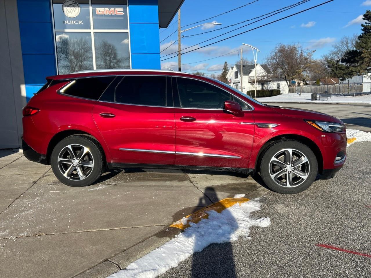 2021 Buick Enclave ESSENCE EXTRA CLEAN TRADE Photo3