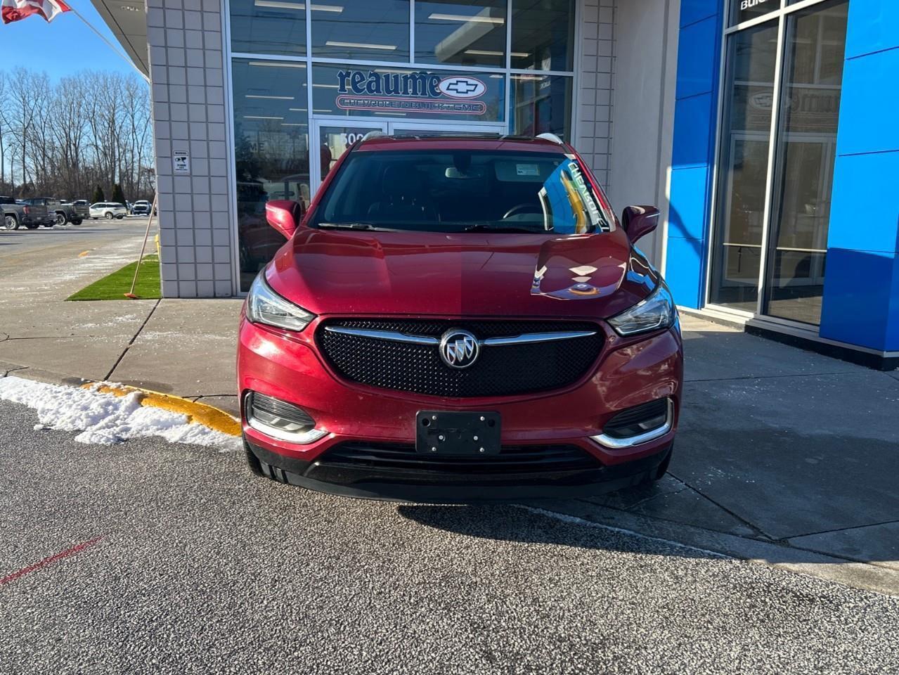2021 Buick Enclave ESSENCE EXTRA CLEAN TRADE Photo