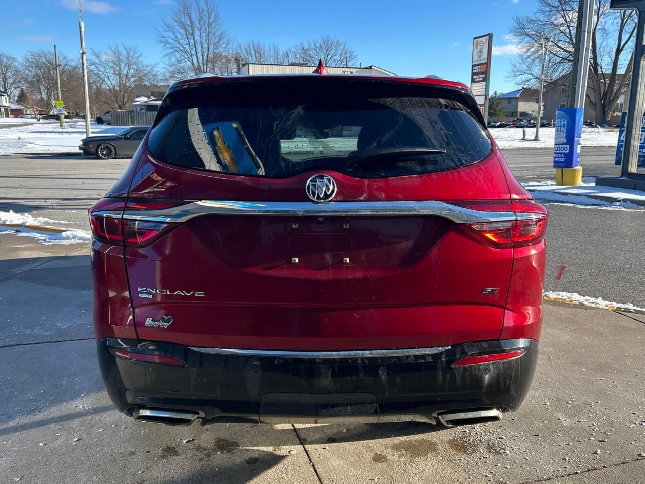 2021 Buick Enclave ESSENCE EXTRA CLEAN TRADE Photo