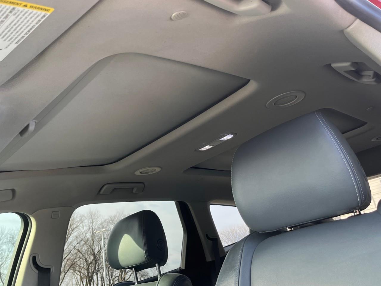 2021 Buick Enclave ESSENCE EXTRA CLEAN TRADE Photo