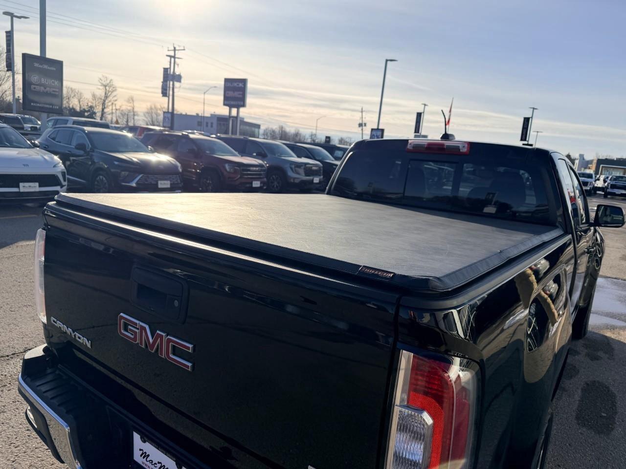 2016 GMC Canyon 2WD SLESLE, 3.6L V6, RWD, CLOTH, ALOYS, CERTIFIED! Photo