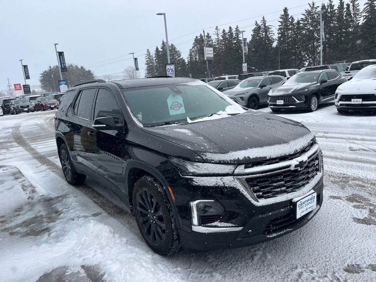2023 Chevrolet Traverse RSRS, 3.6L V6, AWD, 7-PASSANGER, ALLOYS, BOSE, LOW Photo