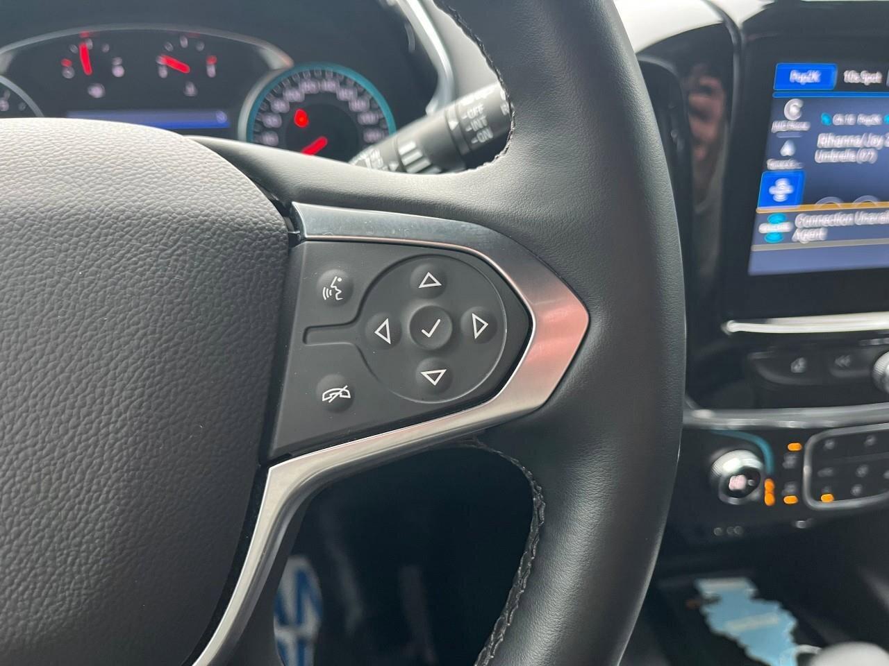 2023 Chevrolet Traverse RSRS, 3.6L V6, AWD, 7-PASSANGER, ALLOYS, BOSE, LOW Photo