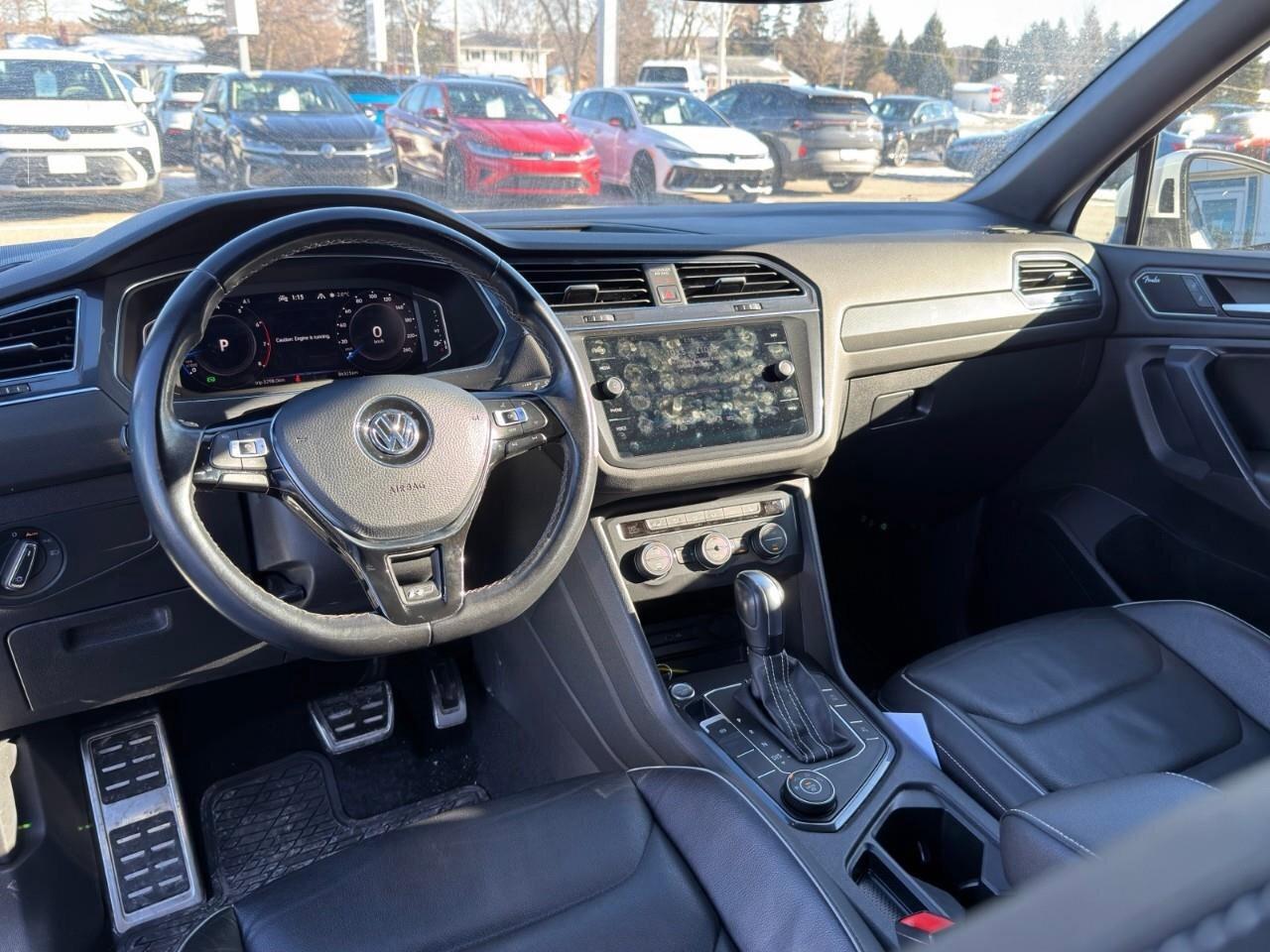 2021 Volkswagen Tiguan HighlineONE-OWNER, ACCIDENT-FREE, R-LINE, HTD LEAT Photo