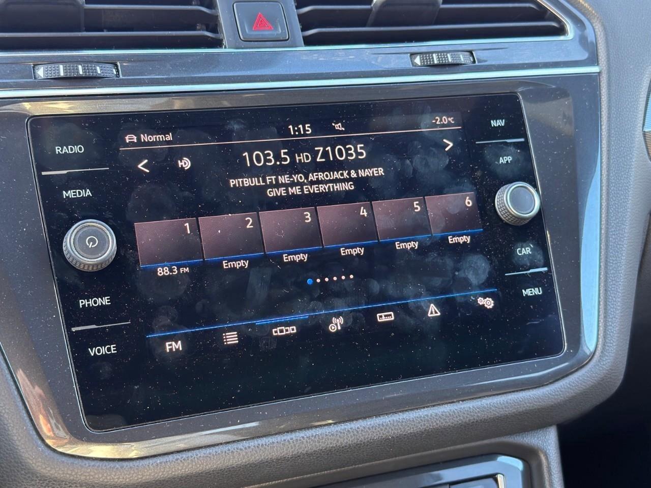 2021 Volkswagen Tiguan HighlineONE-OWNER, ACCIDENT-FREE, R-LINE, HTD LEAT Photo