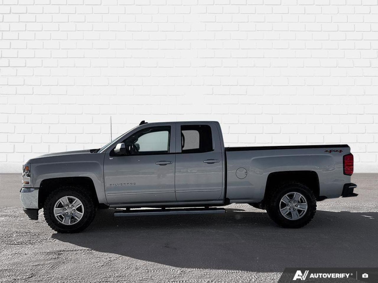 2017 Chevrolet Silverado 1500 LT   TONNEAU COVER   RUNNING BOARDS Photo