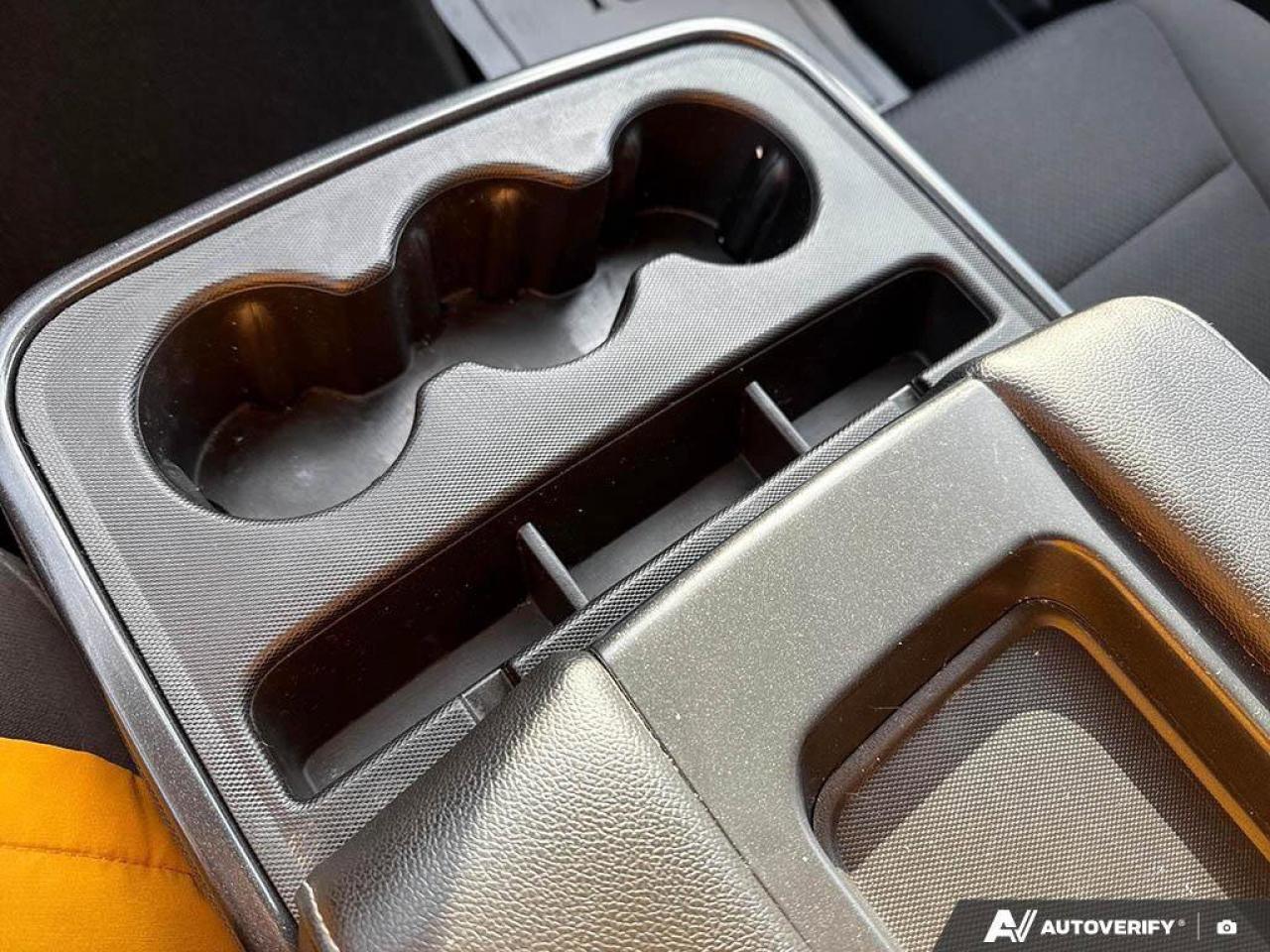 2017 Chevrolet Silverado 1500 LT   TONNEAU COVER   RUNNING BOARDS Photo