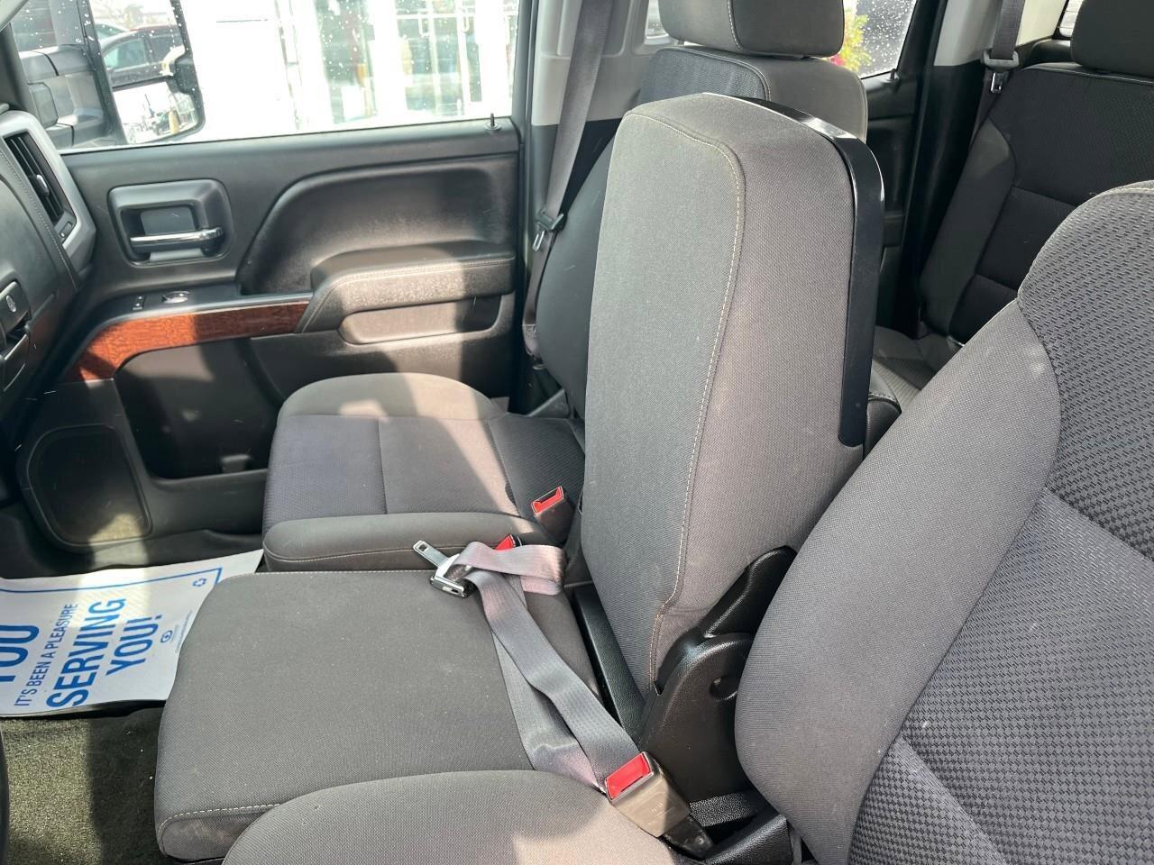 2017 GMC SIERRA 2500HD 4WD Double Cab 144.2  SLE Photo