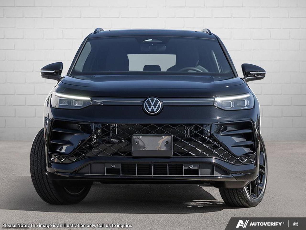 2026 Volkswagen Tiguan Comfortline R-Line Black Edition 4MOTION Photo