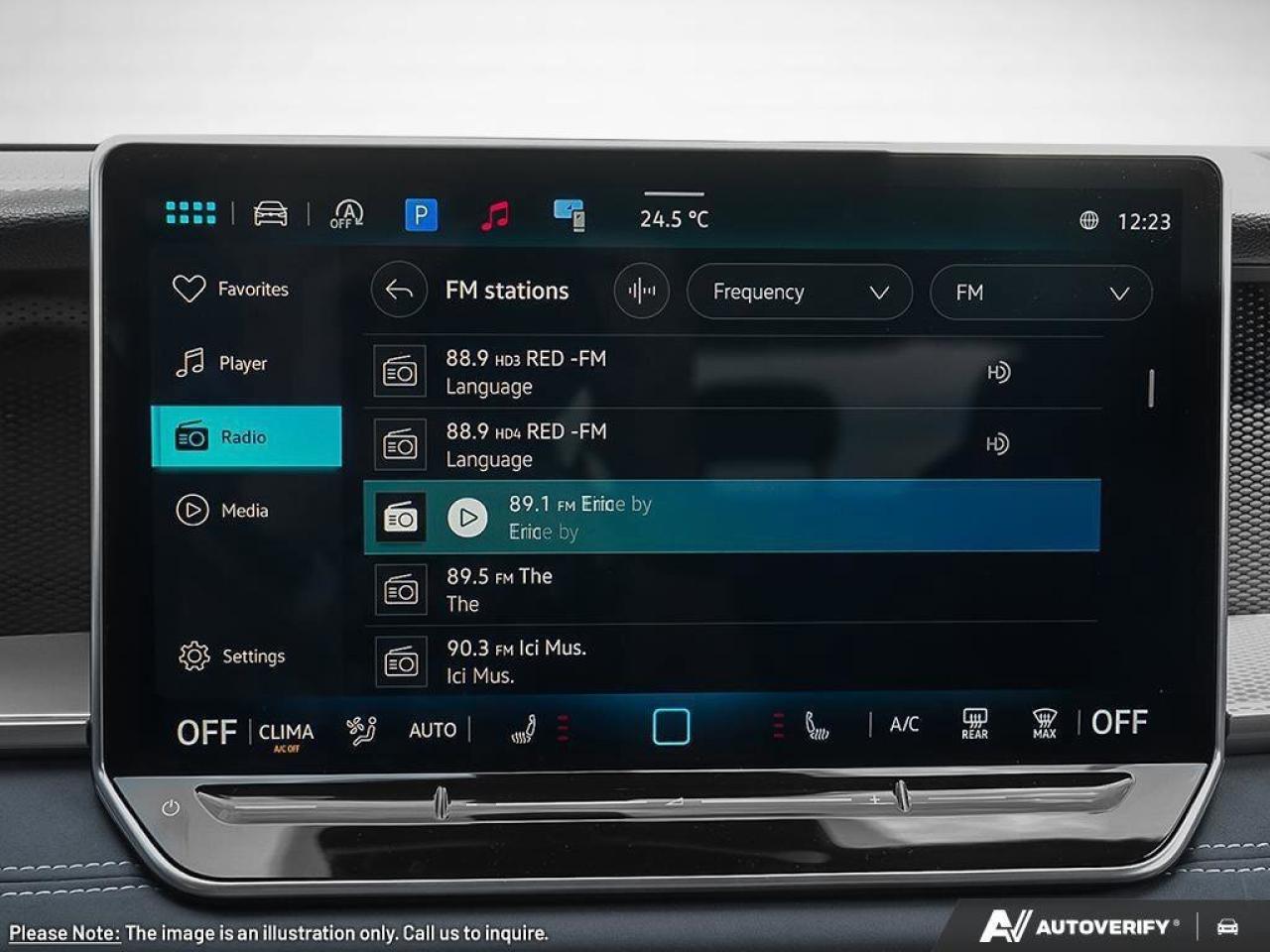 2026 Volkswagen Tiguan Comfortline R-Line Black Edition 4MOTION Photo