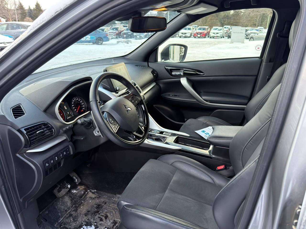 2023 Mitsubishi Eclipse Cross SE S-AWC Photo