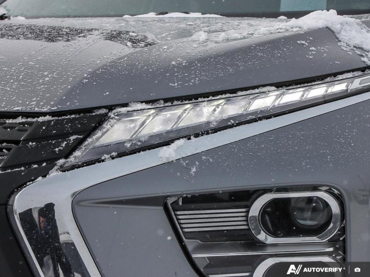 2023 Mitsubishi Eclipse Cross SEACCIDENT-FREE, AWD, HTD SEATS, HTD WHEEL, CARPLA Photo