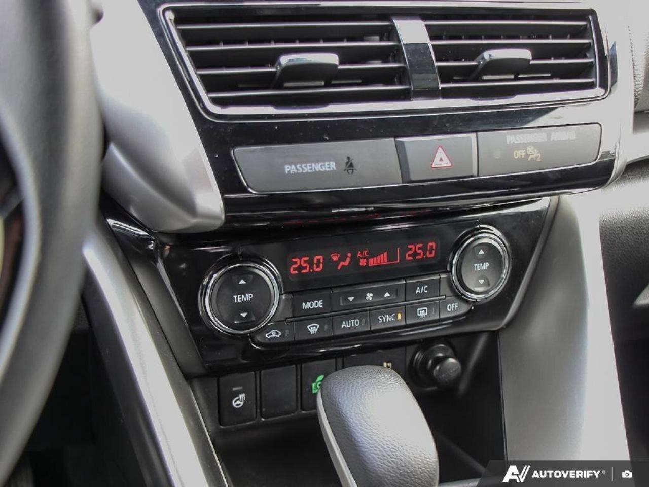 2023 Mitsubishi Eclipse Cross SEACCIDENT-FREE, AWD, HTD SEATS, HTD WHEEL, CARPLA Photo