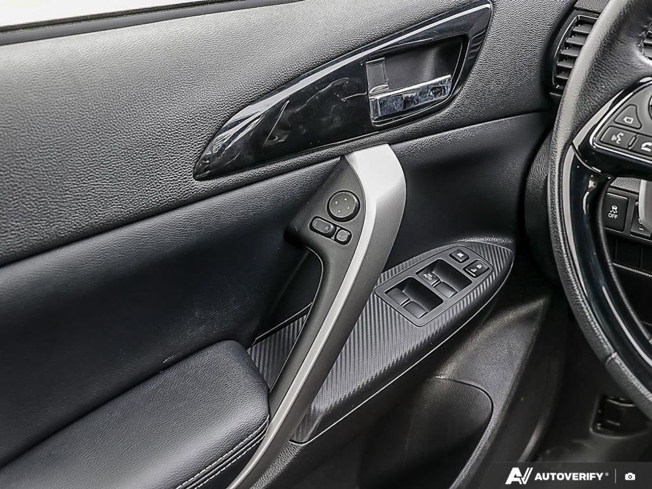 2023 Mitsubishi Eclipse Cross Se S-AwcACCIDENT-FREE, AWD, HTD SEATS, HTD WHEEL, Photo