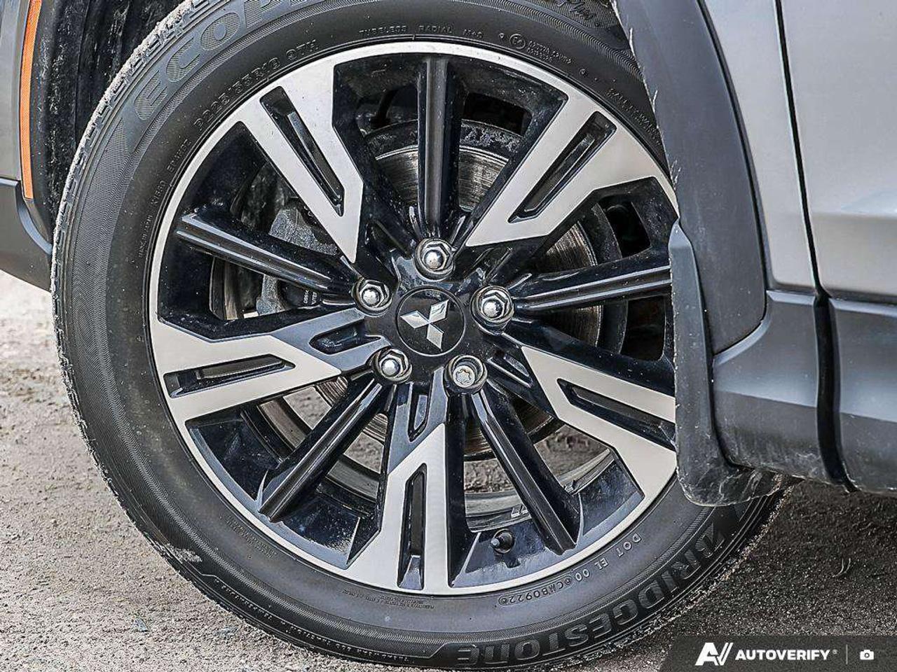 2023 Mitsubishi Eclipse Cross Se S-AwcACCIDENT-FREE, AWD, HTD SEATS, HTD WHEEL, CARPLAY, ADAPTIVE CRUISE Photo