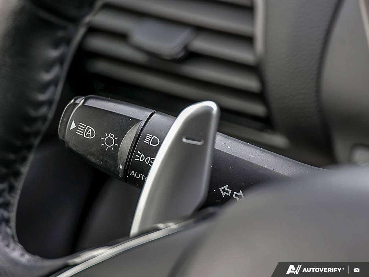 2023 Mitsubishi Eclipse Cross Se S-AwcACCIDENT-FREE, AWD, HTD SEATS, HTD WHEEL, CARPLAY, ADAPTIVE CRUISE Photo