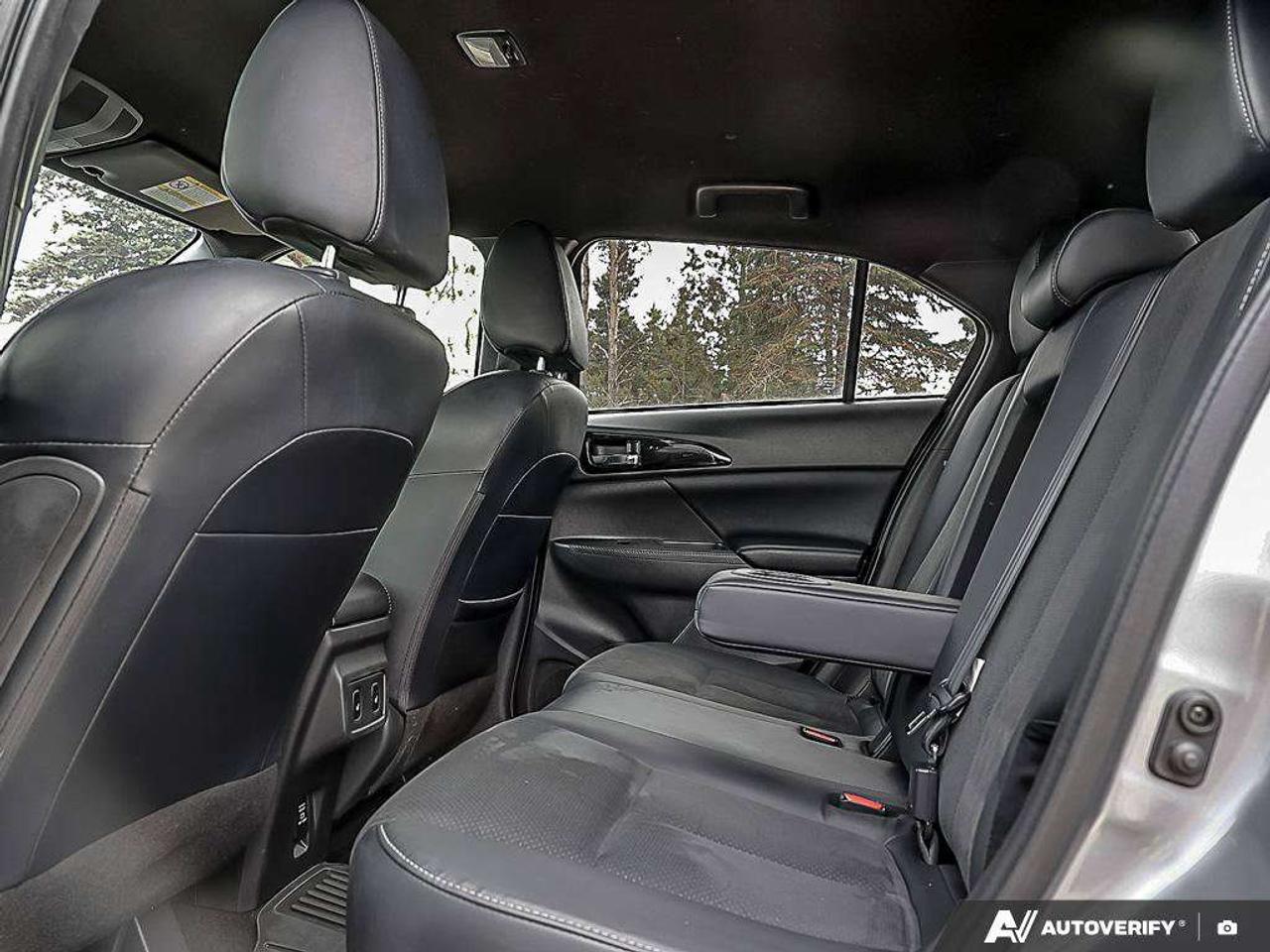 2023 Mitsubishi Eclipse Cross Se S-AwcACCIDENT-FREE, AWD, HTD SEATS, HTD WHEEL, CARPLAY, ADAPTIVE CRUISE Photo