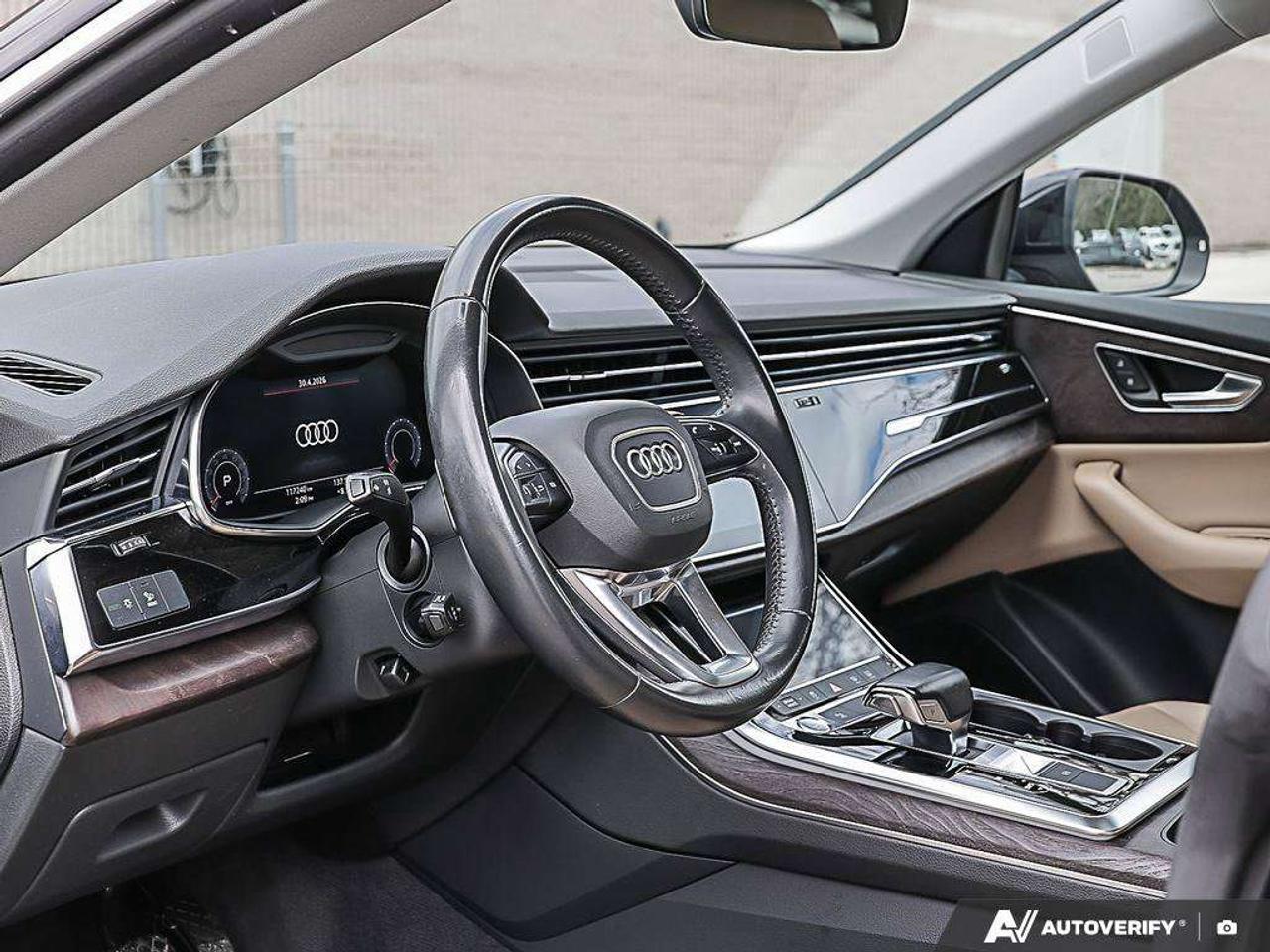 2019 Audi Q8 ProgressivACCIDENT-FREE, DRIVERS ASSIST PACK, B&O AUDIO, HTD + CLD SEATS, SUNROOF Photo