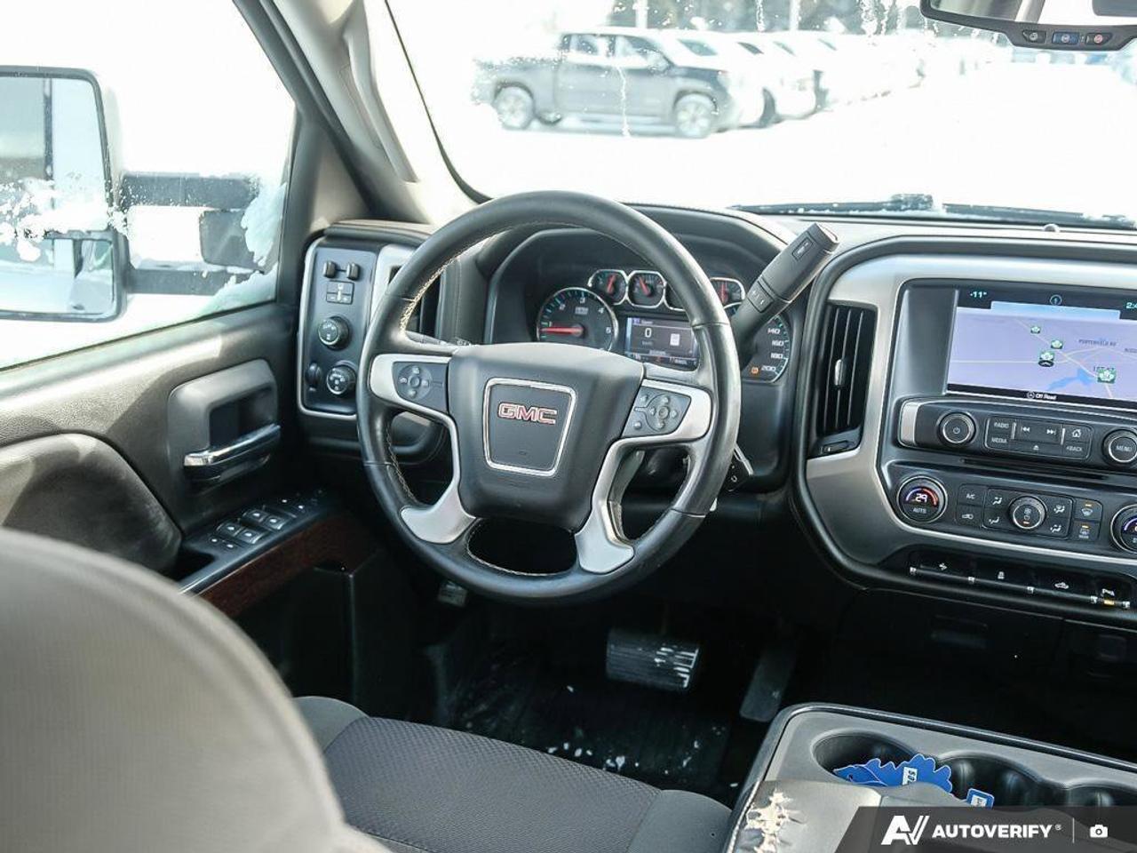 2017 GMC SIERRA 2500HD SLESLE, 6.0L V8, 4X4, CLOTH, ALLOYS, SNOW PLOW PAC Photo