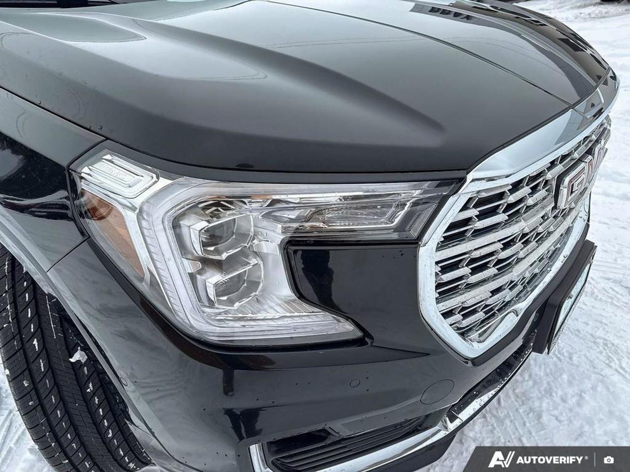 2023 GMC Terrain Denali   SUMMER & WINTER WHEELS AND TIRES, ALL WEA Photo