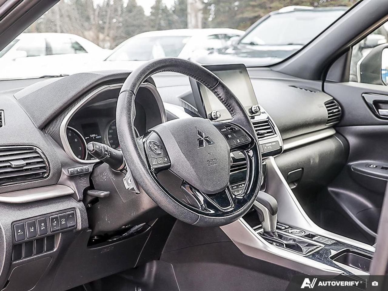 2023 Mitsubishi Eclipse Cross Se S-AwcACCIDENT-FREE, AWD, HTD SEATS, HTD WHEEL, Photo
