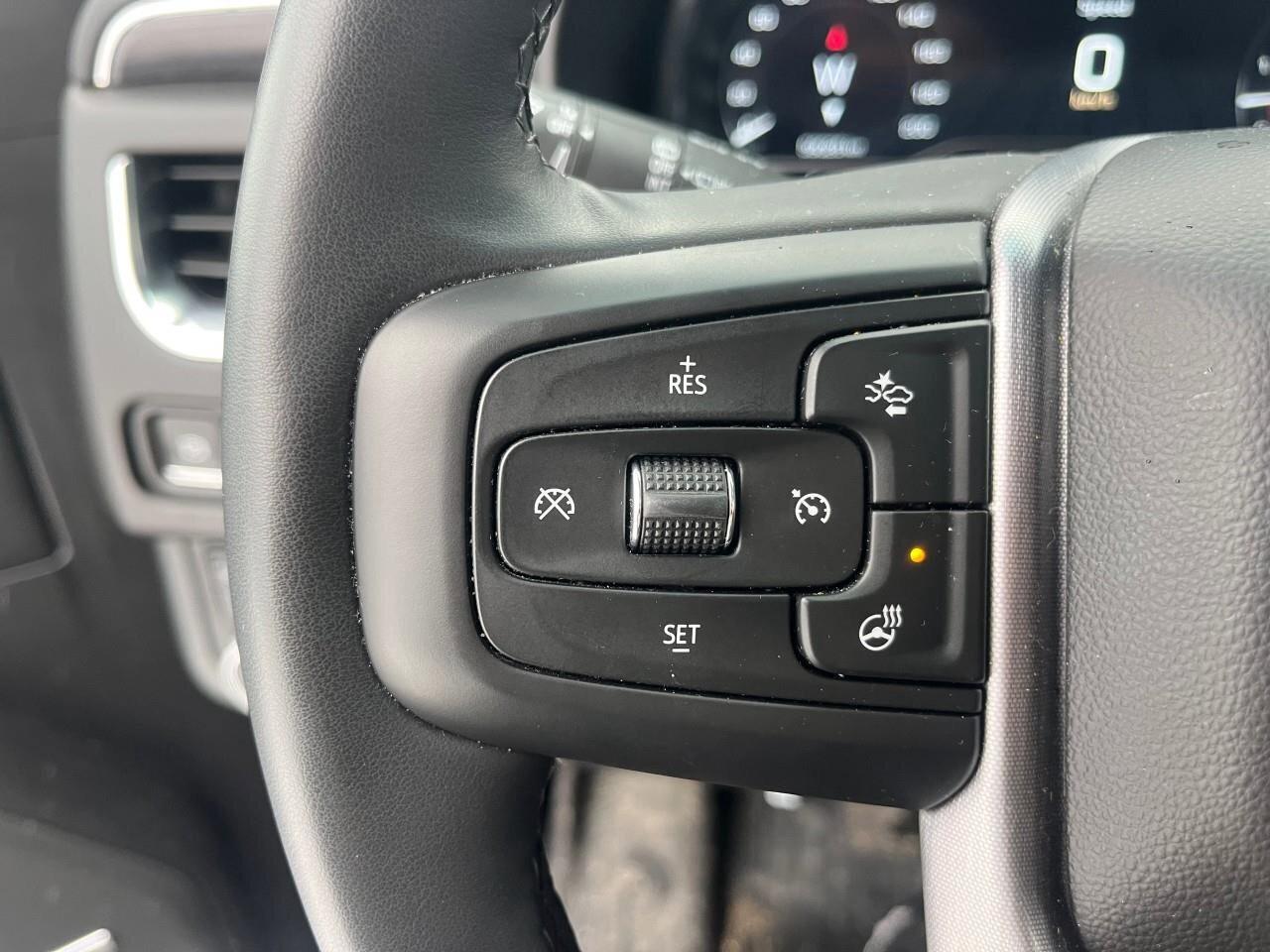 2023 GMC Yukon XL 4WD 4dr SLT Photo