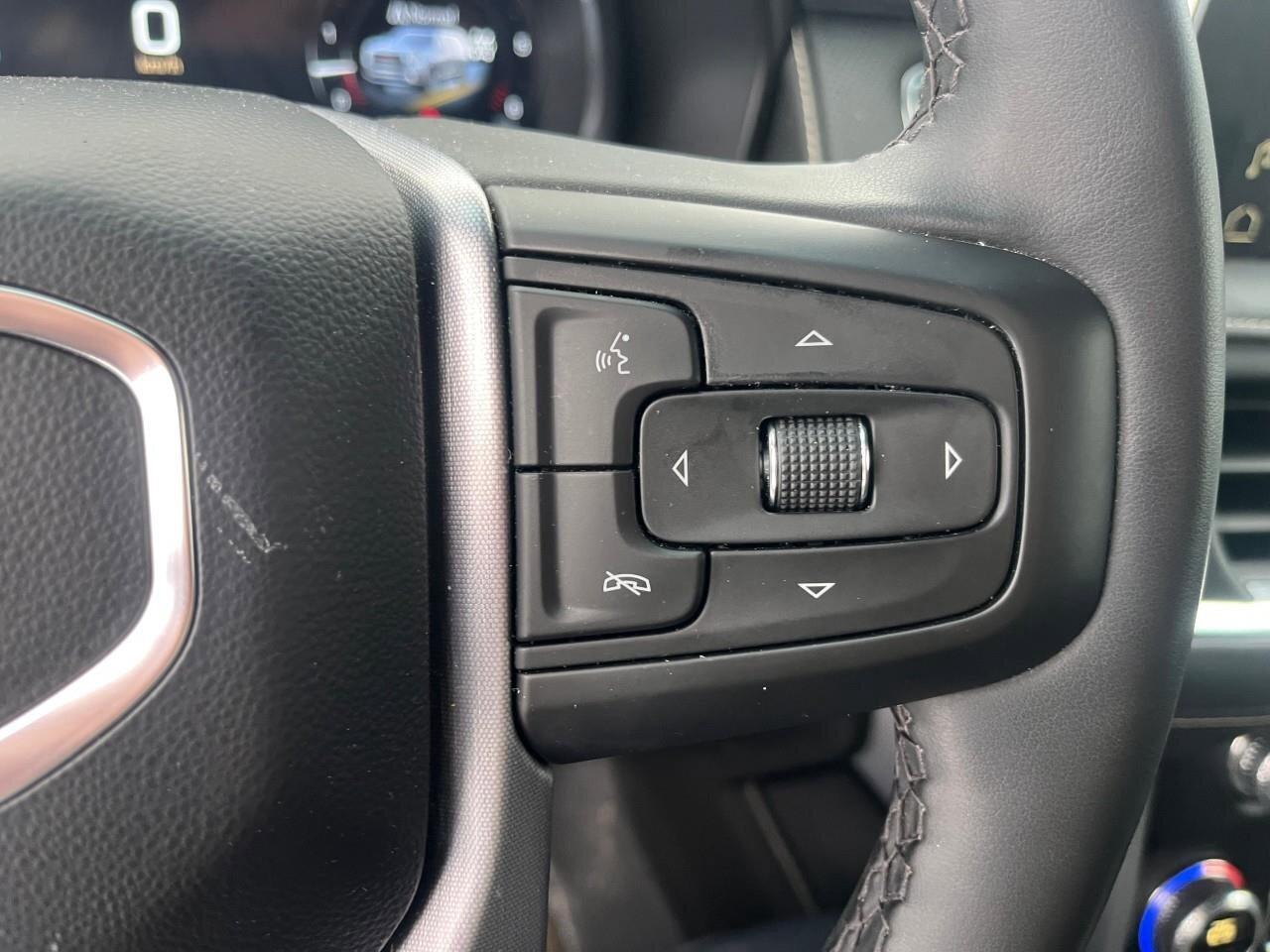 2023 GMC Yukon XL 4WD 4dr SLT Photo