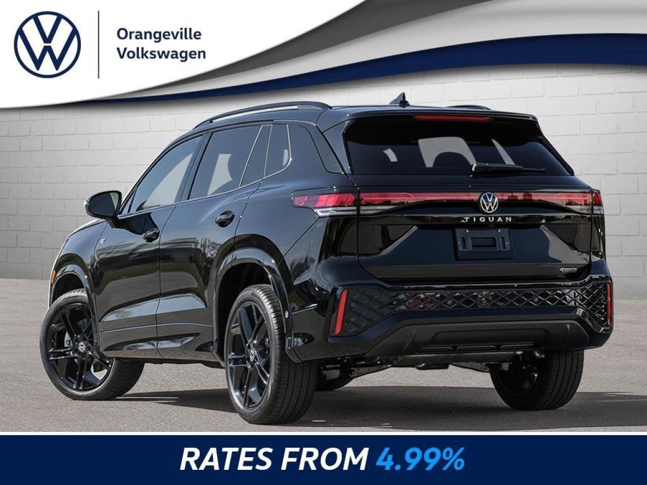 2026 Volkswagen Tiguan Comfortline R-Line Black Edition 4MOTION Photo3