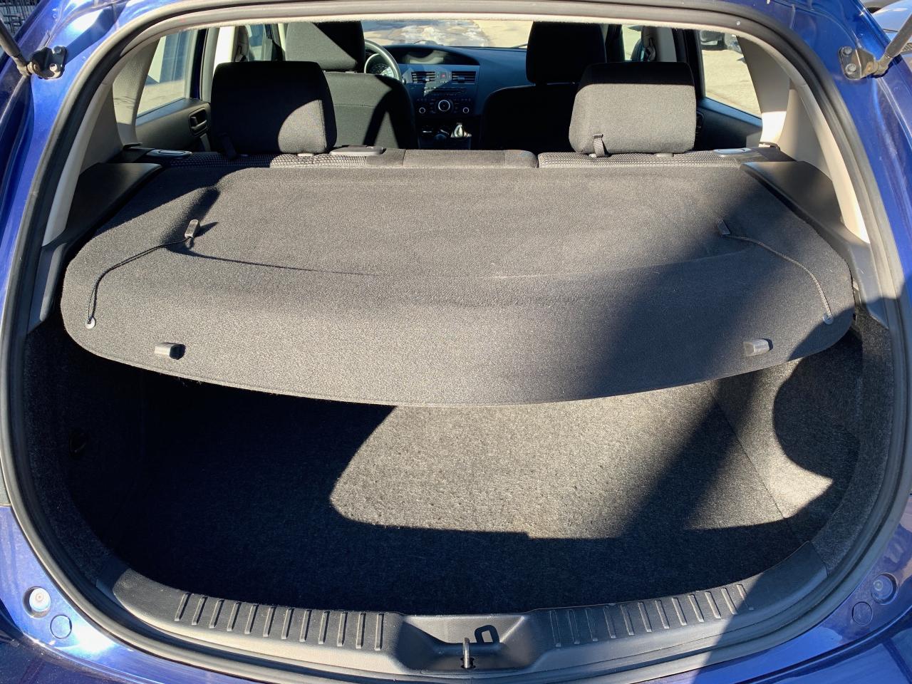 2012 Mazda MAZDA3 4dr HB Sport Auto GX Photo