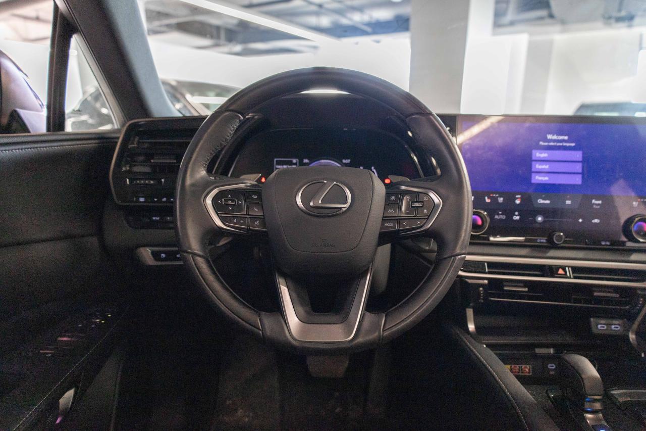 2024 Lexus RX 350h Luxury Pkg Safety Certified Welcome Trades Photo