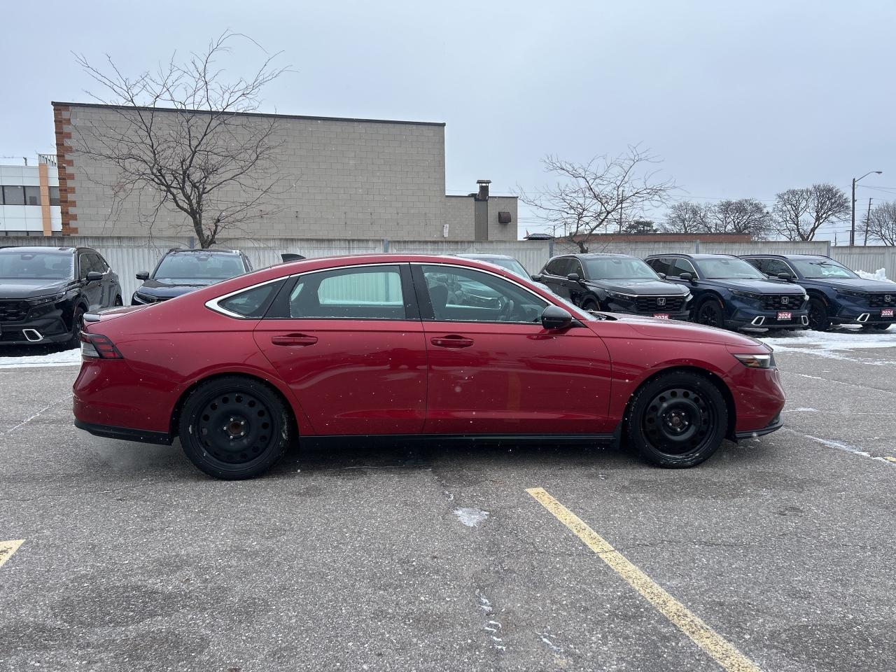 2023 Honda Accord Hybrid Sport CarPlay Rear Cam Sunroof Heated Seats Photo