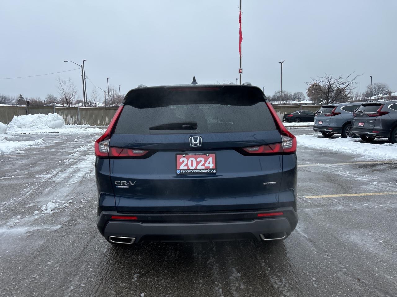 2024 Honda CR-V Hybrid Touring Leather  Navigation  Sunroof  CarPlay Photo