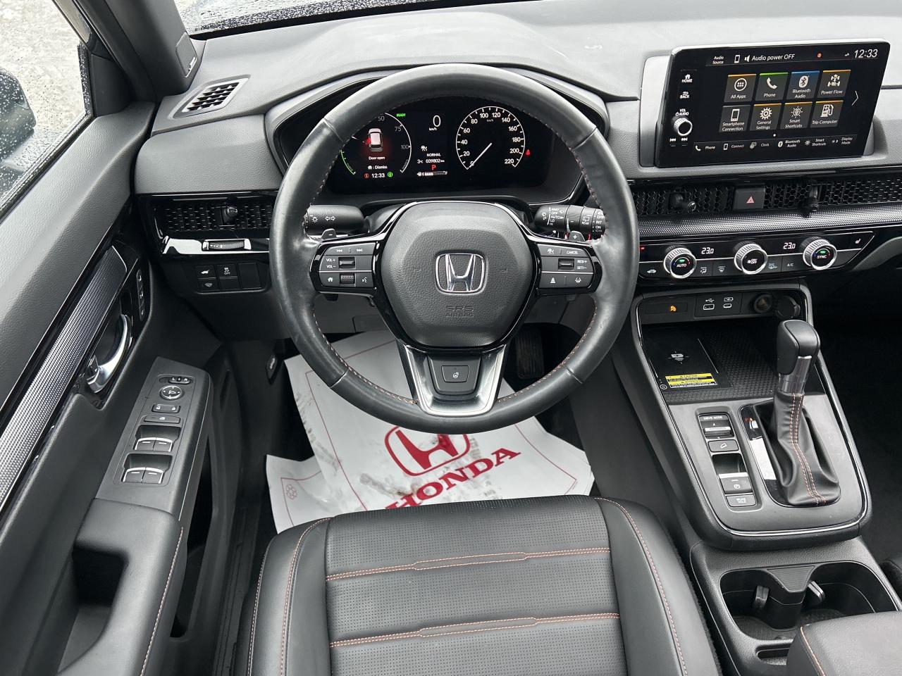 2024 Honda CR-V Hybrid Touring Leather  Navigation  Sunroof  CarPlay Photo
