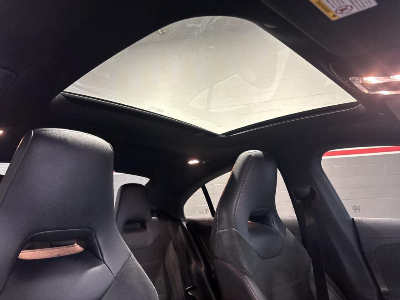 2021 Mercedes-Benz CLA250 CLA 250  4MATIC AMG Pkg/ Android Car Play/ NAVI/ S Photo