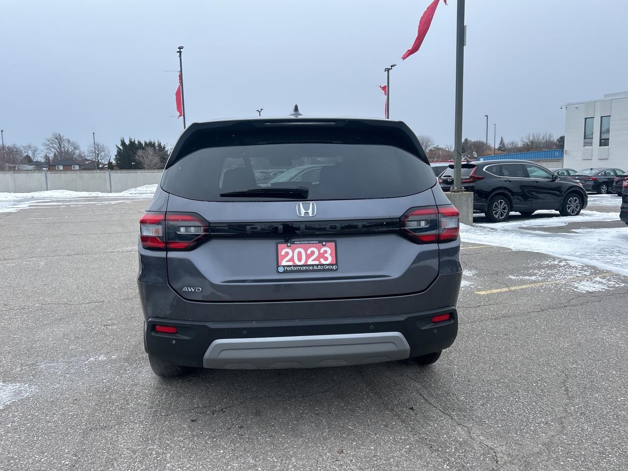 2023 Honda Pilot EX-L  Leather  Blind Spot CarPlay Rear Camera Photo